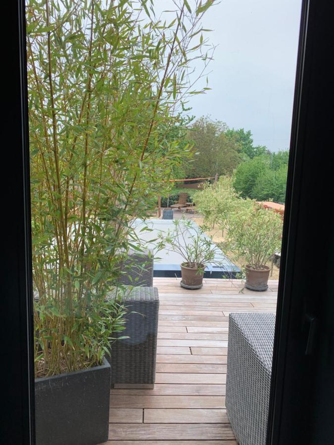 La Chambre Du Chemin Vert : Spa Piscine Sauna Jodoigne Экстерьер фото